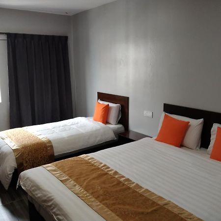 One World Hotel Kulai Εξωτερικό φωτογραφία