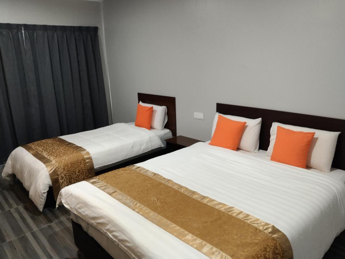 One World Hotel Kulai Εξωτερικό φωτογραφία